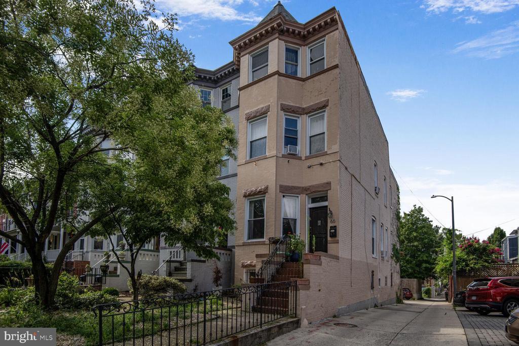 Foto principal - 66 Bryant St NE