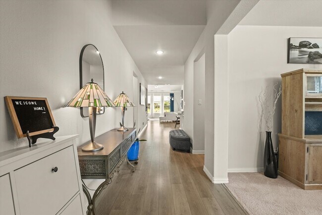 Foto del edificio - 3217 Flowering Peach Dr.