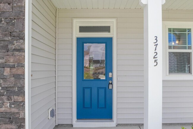 Foto del edificio - Brand New 3 Bed/2.5 Bath Single Family Home