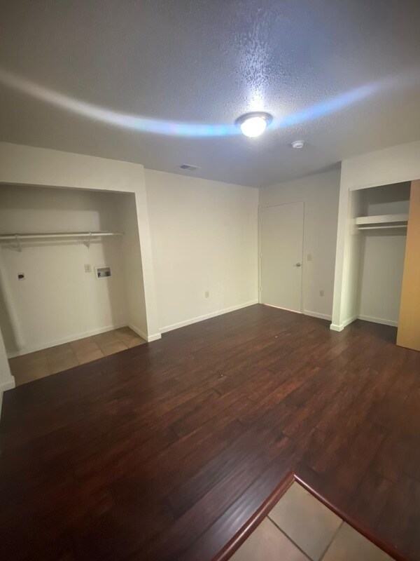 Foto del edificio - 656 Palisades Dr