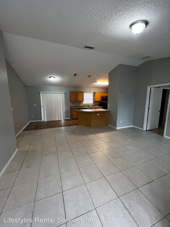 3 br, 2 bath House - 7651 Bob-o-link photo'