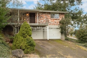 Building Photo - 315 East St