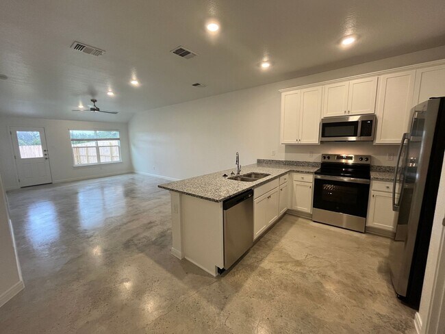 Foto del edificio - 912 Wax Myrtle Ct