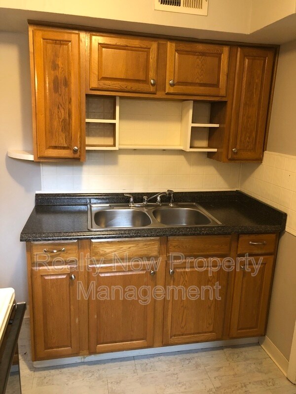 743 Tioga Trail, Willoughby, OH 44094 House Rental in Willoughby, OH