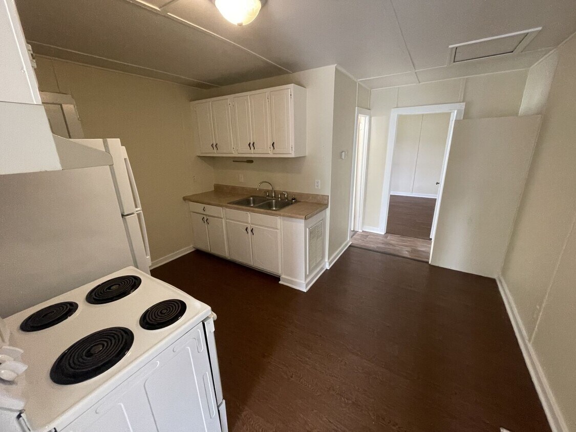 Foto principal - 1 Bd 1 Ba Triplex