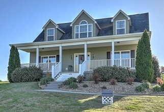 Building Photo - 626 Stone Dam Rd