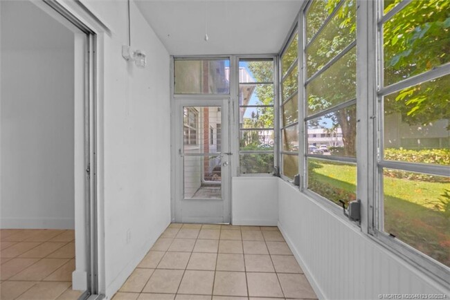 Foto del edificio - 2929 SE Ocean Blvd