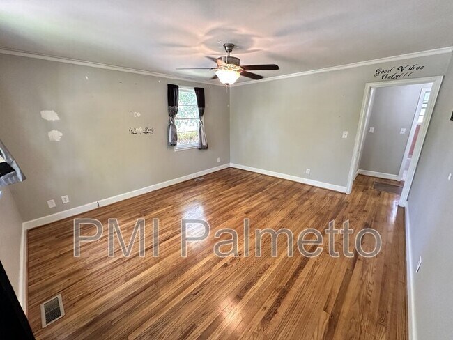 Foto del edificio - 1719 Burnham St