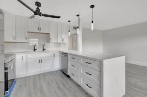 Building Photo - 2053 Wolverton C
