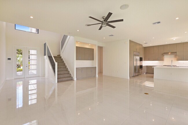 Foto del edificio - 8068 Laurel Falls Dr