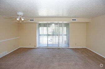 Fawn Lake Apartments photo'