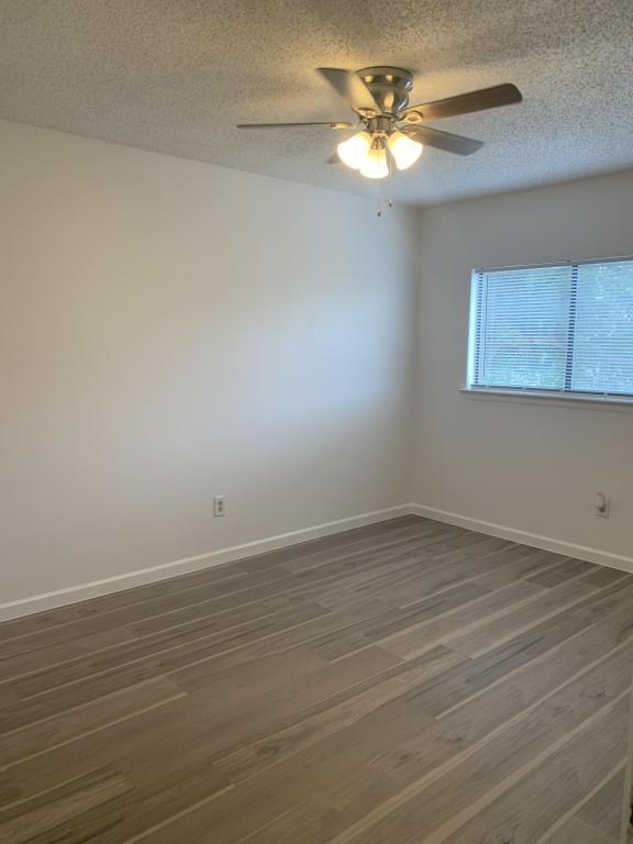 Foto del edificio - 4719 Desert Poppy