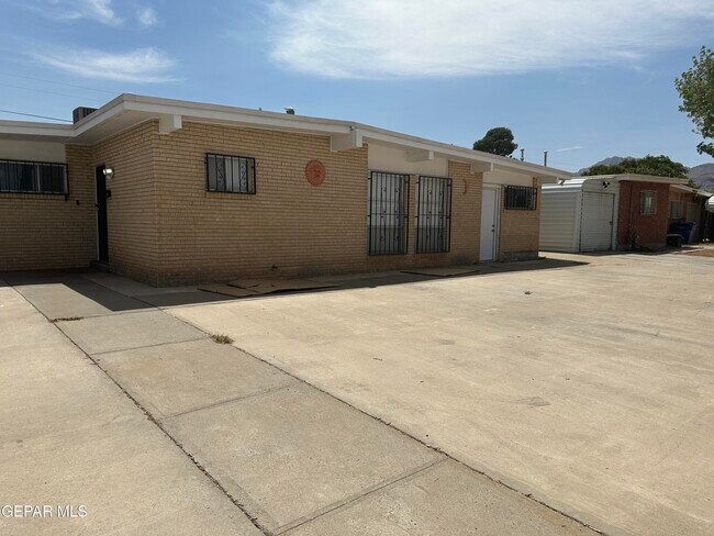 Foto del edificio - 5118 Beautonne Ave