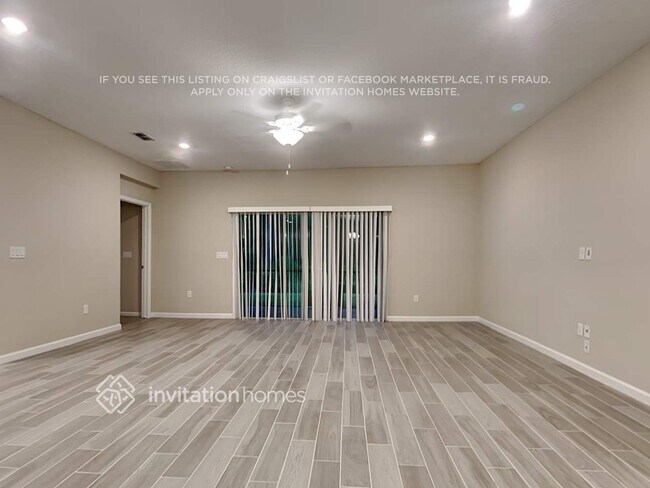 Building Photo - 9920 Lemon Grass Ln