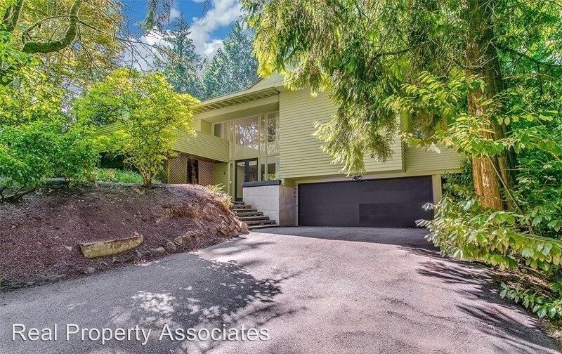 Foto principal - 2713 107th Ave SE
