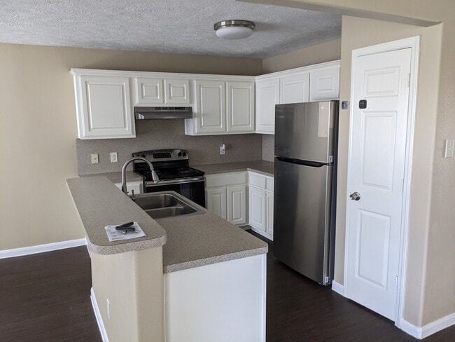 Photo - 9214 Amberjack Dr House