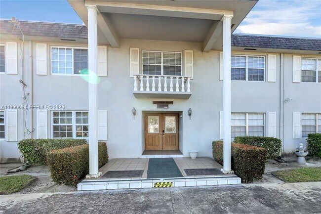 Foto del edificio - 1560 McKinley St