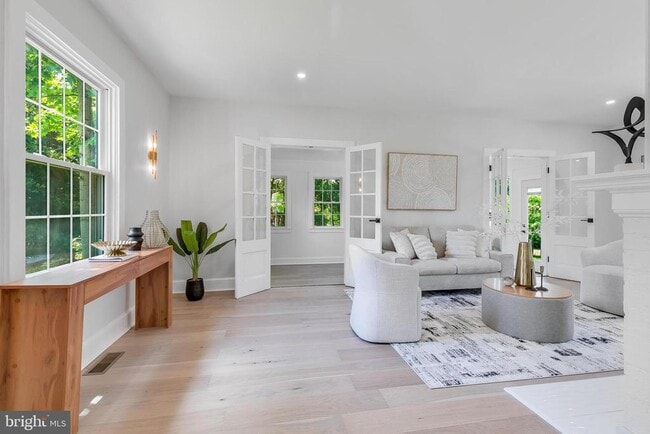 Building Photo - 6818 Connecticut Ave