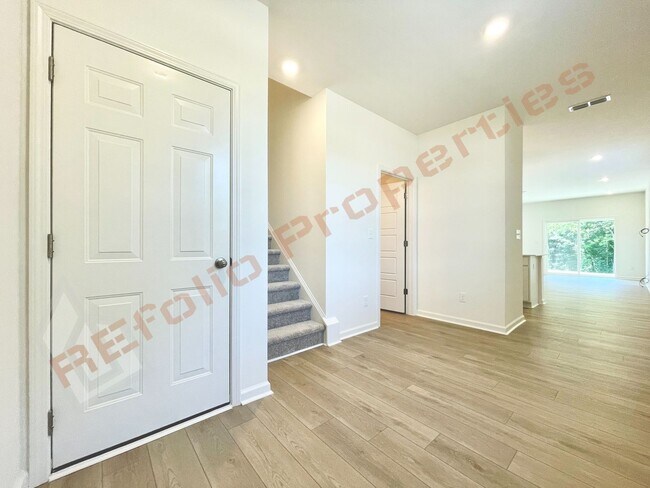 Foto del edificio - 1128 Goldenshrub St