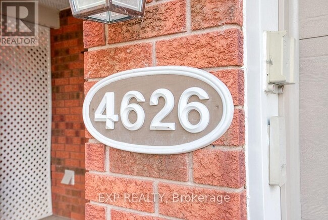Photo du bâtiment - 4626 Ogilvie Walk Crescent