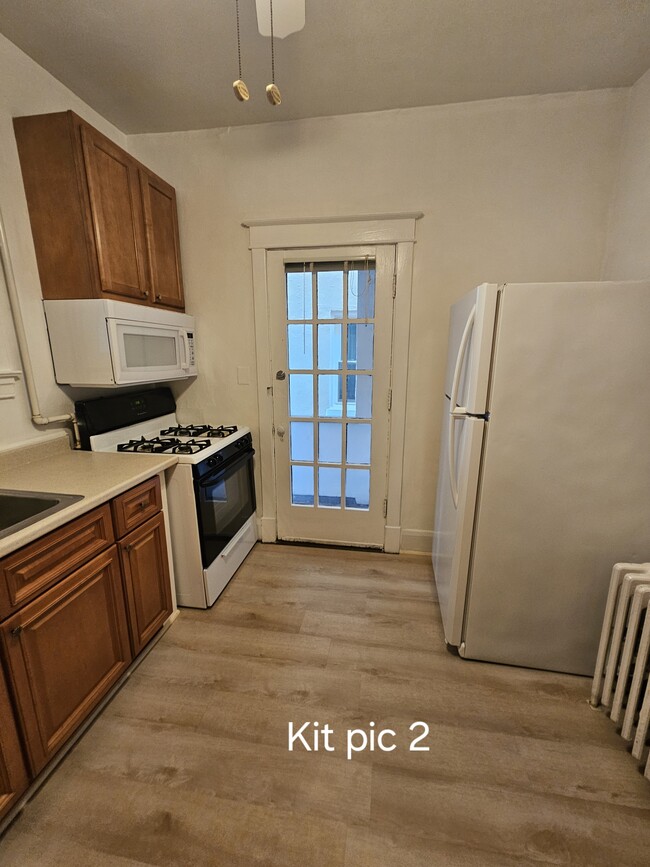 Imagen del kit 2 - 6328 Frederick Rd