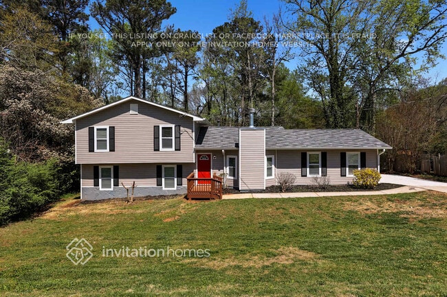 Building Photo - 3742 Saddle Ridge Dr SW