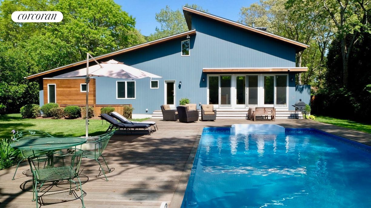 152 W Tiana Rd, Hampton Bays, NY 11946 House Rental in Hampton Bays