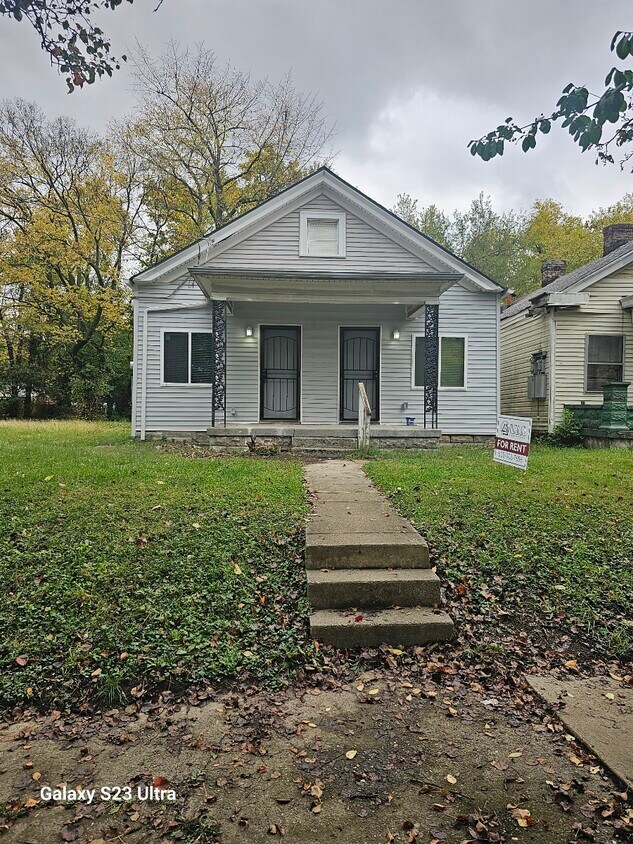 Primary Photo - 1747 Wilson Ave