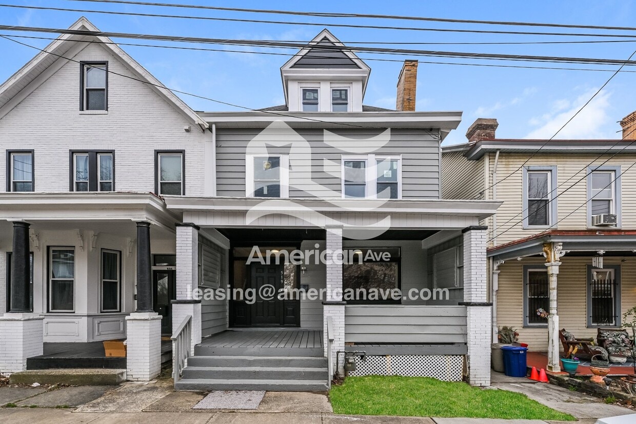 Primary Photo - 519 McClintock Ave