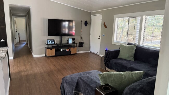 Building Photo - 5280 Old French Town Rd