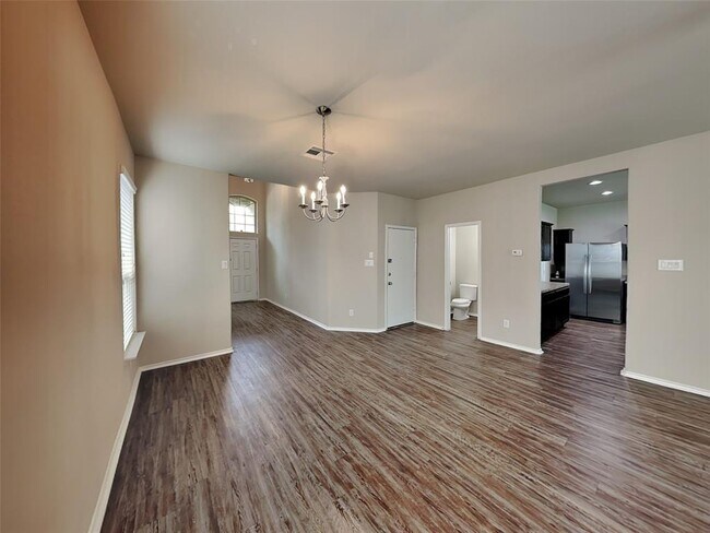 Building Photo - 7335 Winter Song Dr