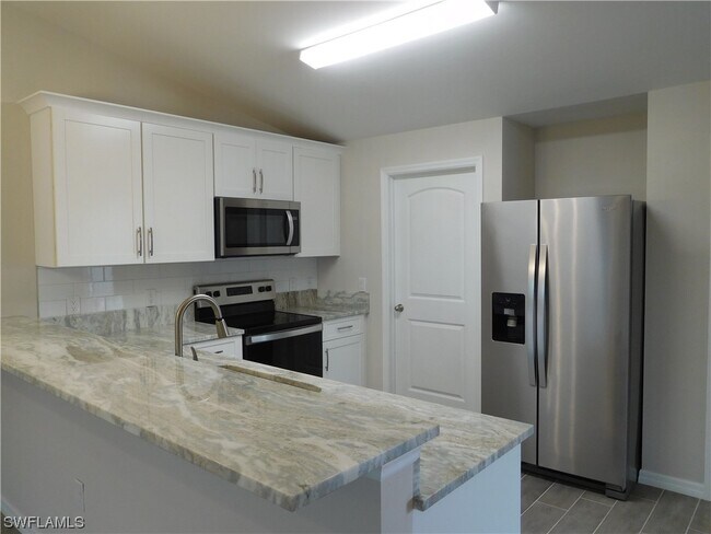 Building Photo - 1212 NW 16th Terrace