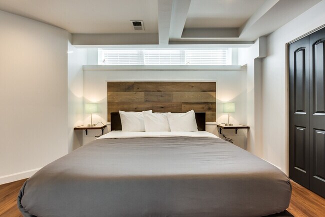 Foto del edificio - 1202 W Huron St