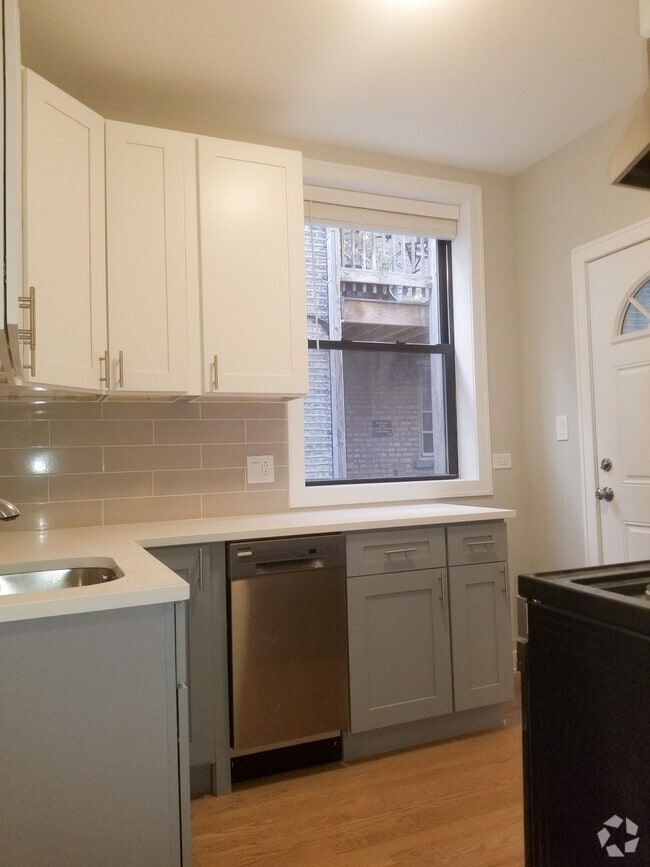 White Coleman Apartments under 1,000 Chicago, IL 3 Rentals