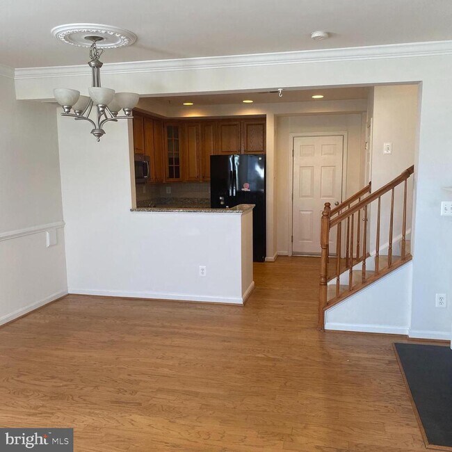 Building Photo - 4601 Whittemore Pl