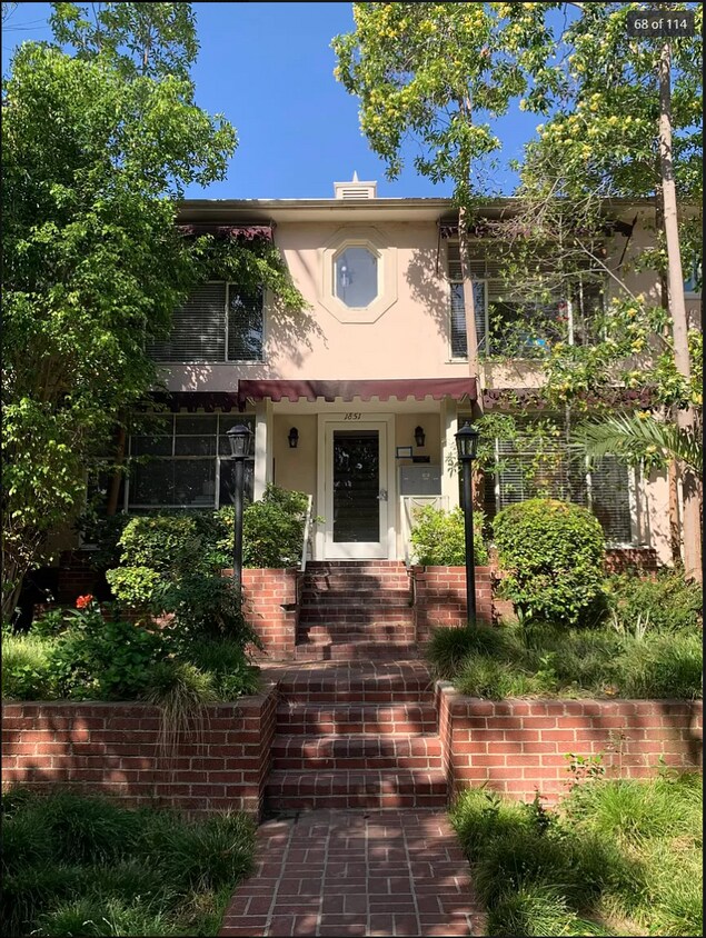 Front of property - 1849 N Harvard Blvd