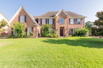 Building Photo - 10191 Wynmanor Dr