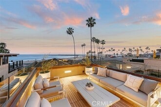 Building Photo - 3130 Breakers Dr