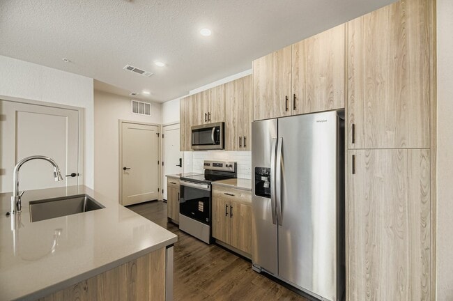 Building Photo - Sorella at Loretto Heights