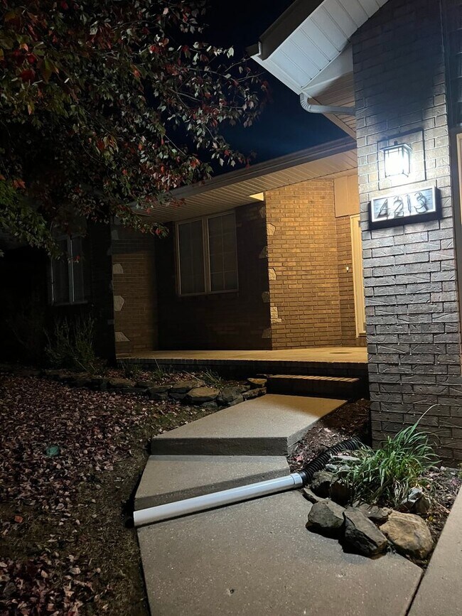 Foto del edificio - Galloway District RENTAL!  3-Bed, 2-Bath, 2-Car Garage