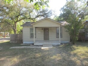 Building Photo - 309 N Race St