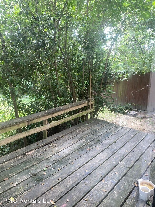Building Photo - 3 br, 1.5 bath House - 137 Gentilly Drive #14