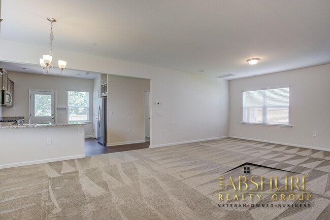 Building Photo - 2123 Water Marsh Trl