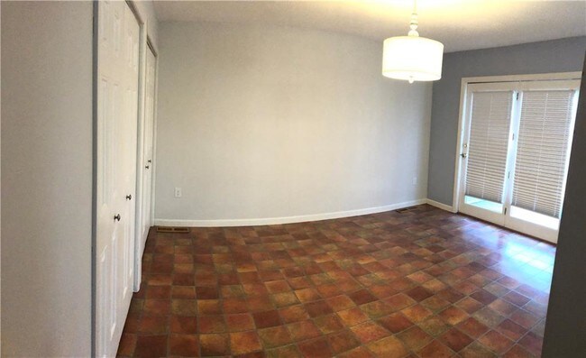 Building Photo - 60 Margin St