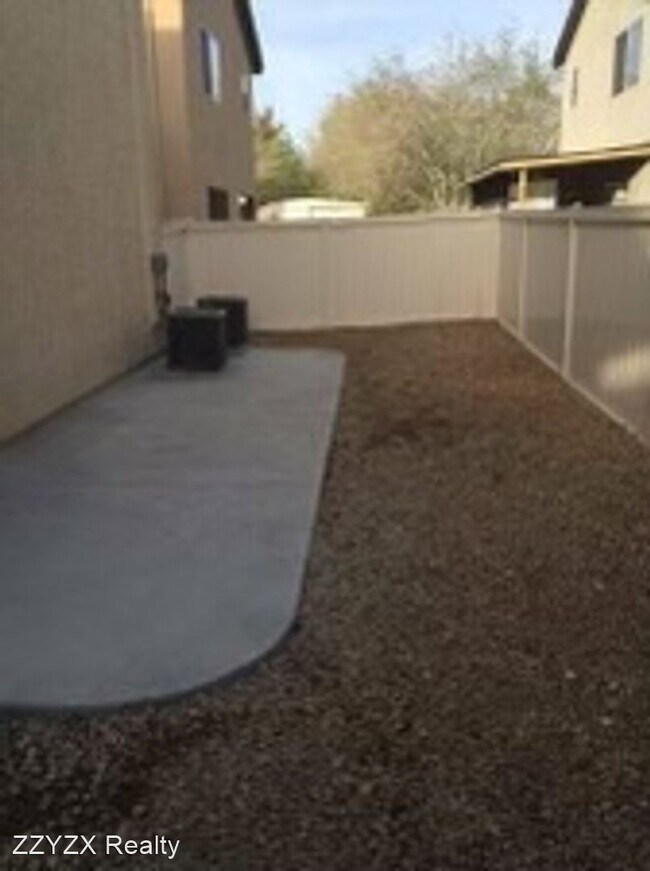 Foto del edificio - 3 br, 3 bath House - 4116 Mark Twain