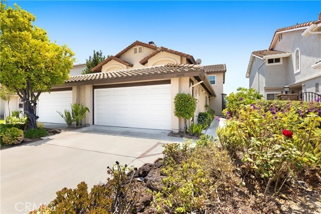 Building Photo - 24242 Briones Dr