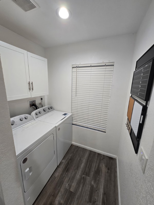 Building Photo - 10334 S Wilton Pl