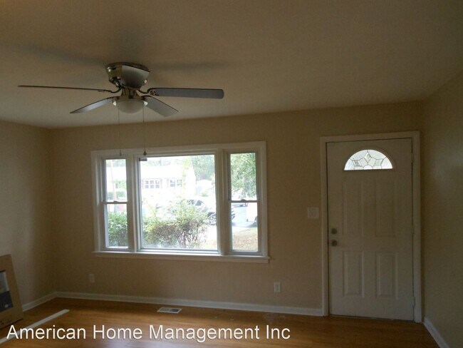 Building Photo - 4 br, 1 bath House - 2709 Whitestone Ave.
