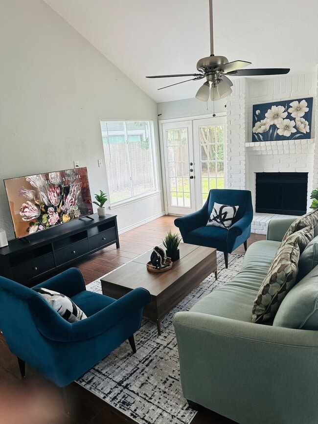 Foto del edificio - 12727 Ashford Knoll Dr