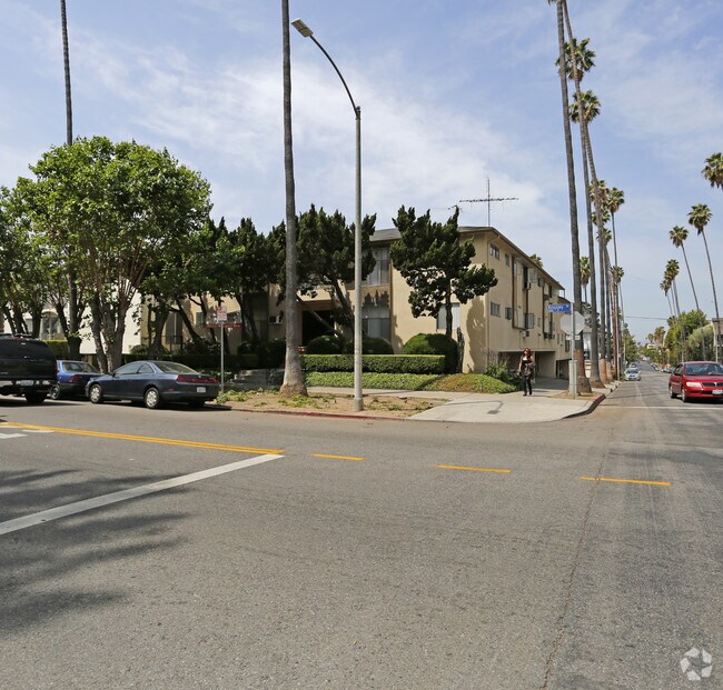 Foto del edificio - STUDIO 1 BATH IN Loa Angeles !!